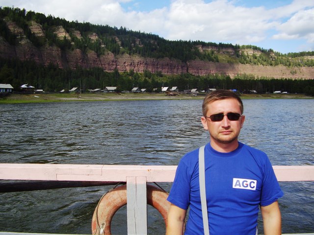 P8240158.JPG - 88.75kb