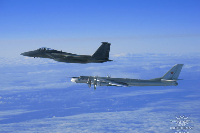  vs F-15C.jpg - 32.24kb