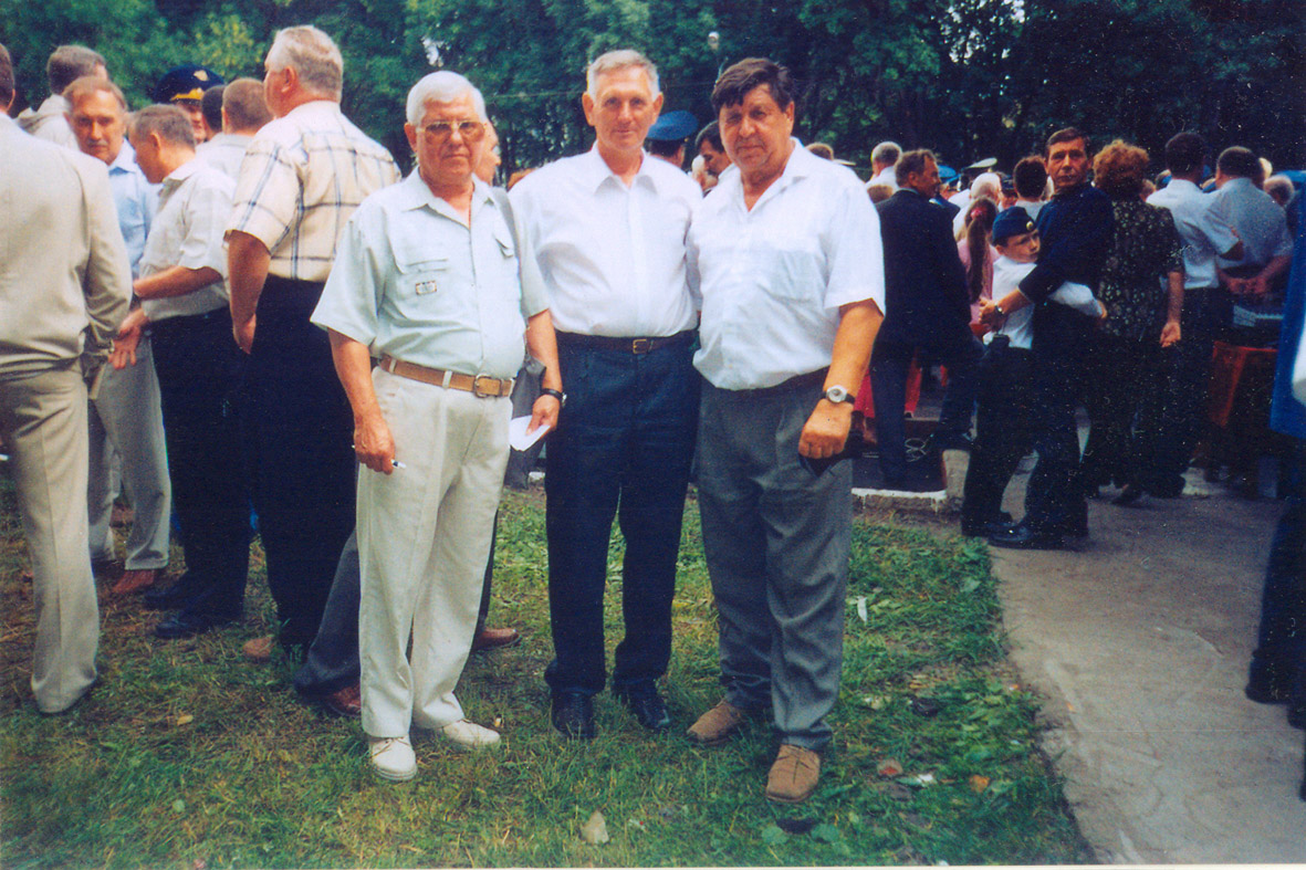   . . 2004.jpg - 378.04kb