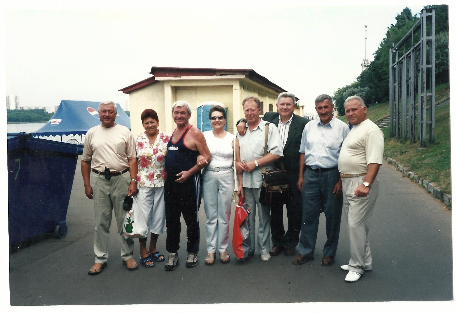  ,1999 . ..jpg - 249.63kb