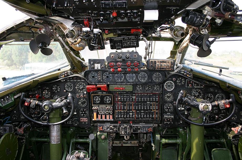 Tupolev Tu-95KD-22.jpg - 157kb