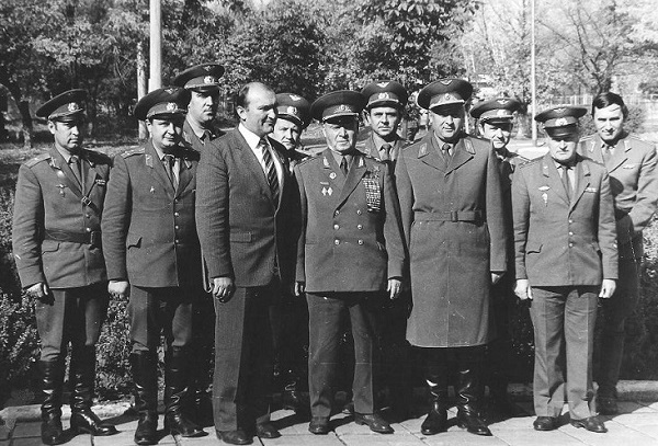  ..     1983 ..jpg - 129.04kb