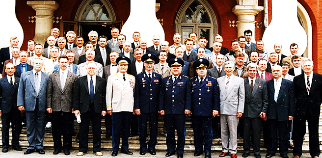 00002.bmp - 618.9kb